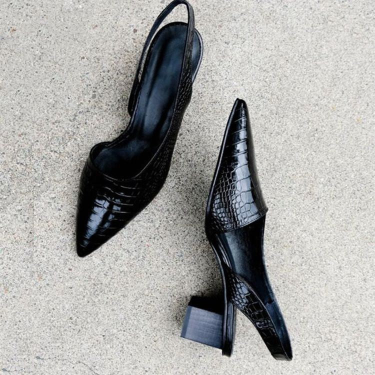 Wynn Wide Toe Heeled Shoes