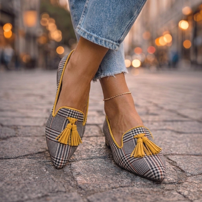 Livia Pointed Flats